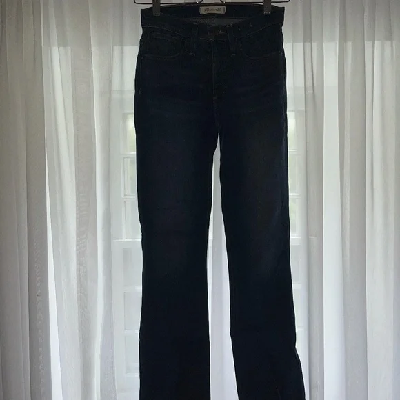 Madewell Mid-Rise Flared Boot Cut Jeans - Picture 1 of 2
